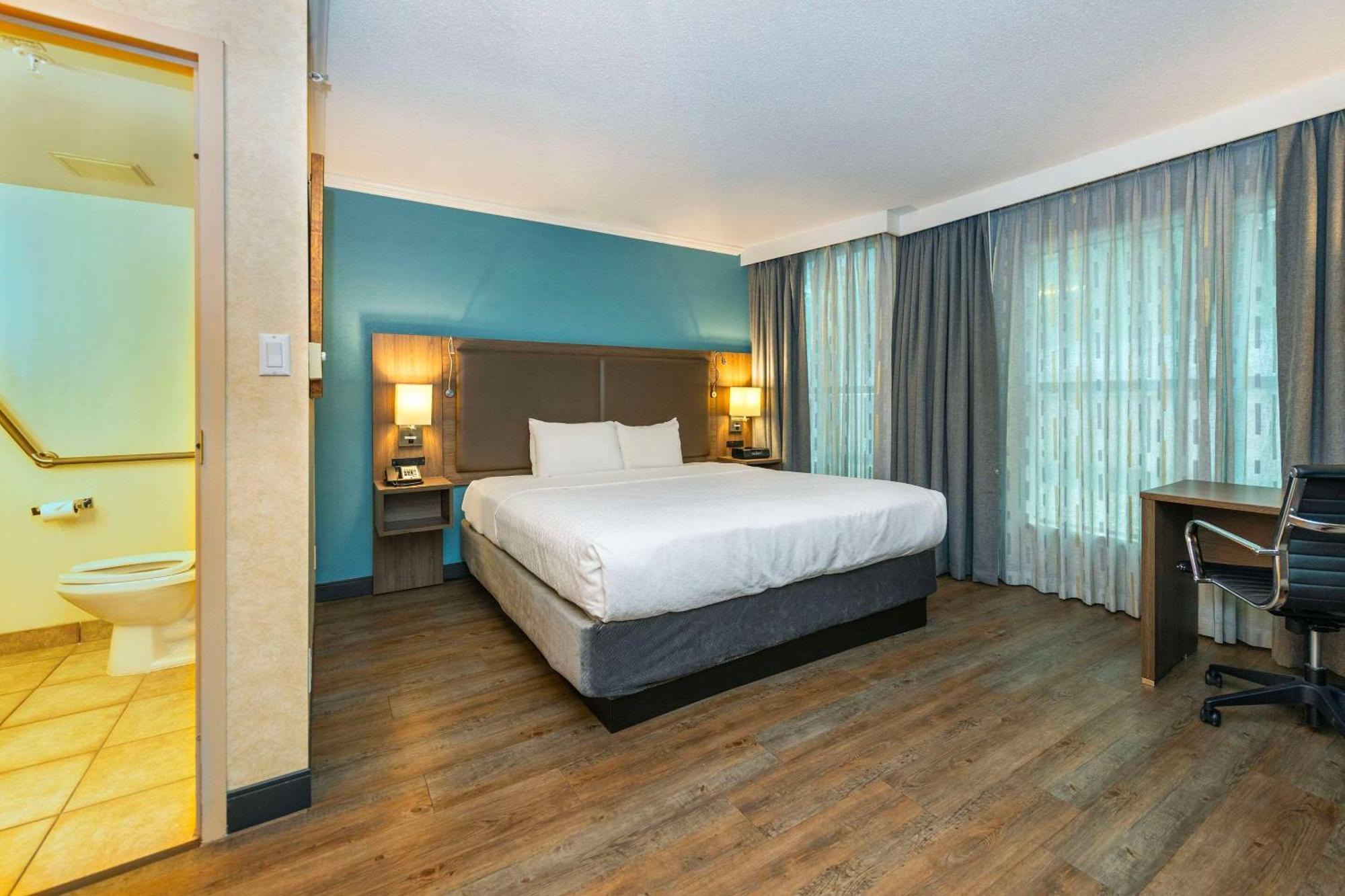 จีอีซี แกรนวิลล์ สวีทส์ ดาวน์ทาวน์ แวนคูเวอร์ Hotel ภายนอก รูปภาพ